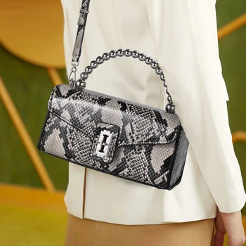 2023 Новый продвинутый и модный дизайн, маленькая маленькая квадратная сумка, женская сумочка, сумка через плечо