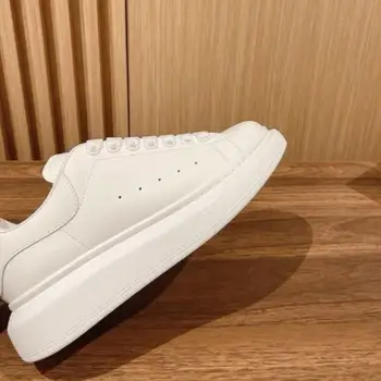  Маленькие белые туфли Женская обувь на толстой подошве Пара Обувь из натуральной кожи Универсальная обувь Matsuke для мужчин и женщин
